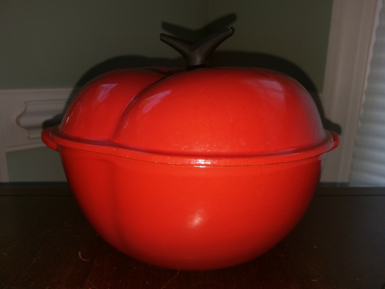 Dutch Oven Enameled Cast Iron Pot with Dual Handle and Cover Casserole Dish  - Round Red 10.23 (26 cm) - Best Life Now LLC