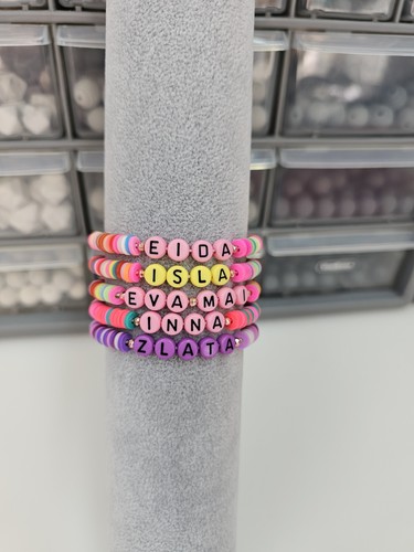 Niña Cumpleaños Fiesta Favores Bolso de regalos Rellenos Cualquier nombre Pulseras 5 piezas - Imagen 3 de 6