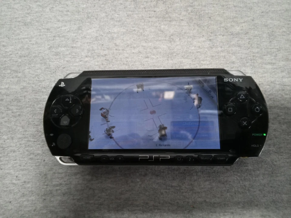 Sony  PSP-1001 PlayStation Portable - Black With 4 Games+ Charger Tested - Image 4 of 4