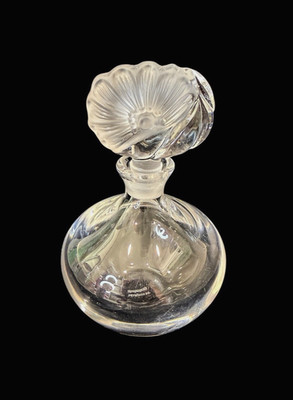 Marquis by Waterford Crystal Perfume Bottle w/Floral Stopper