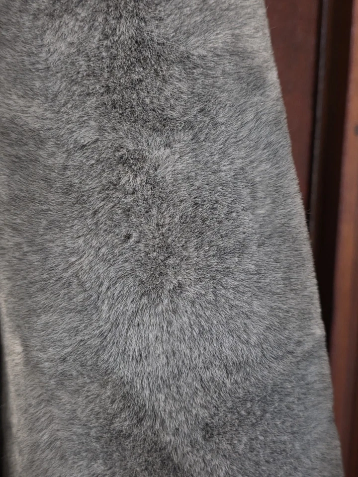 Abrigo Terry Lewis Clásico Lujo S Para Mujer Gris Imitación Piel Corre Grande Foto 3 de 4