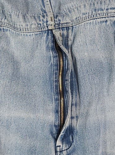 Salopette bavaglino uomo vintage Liberty invecchiato con zip e mosche blu denim; taglia 42x26 - Foto 3 di 12