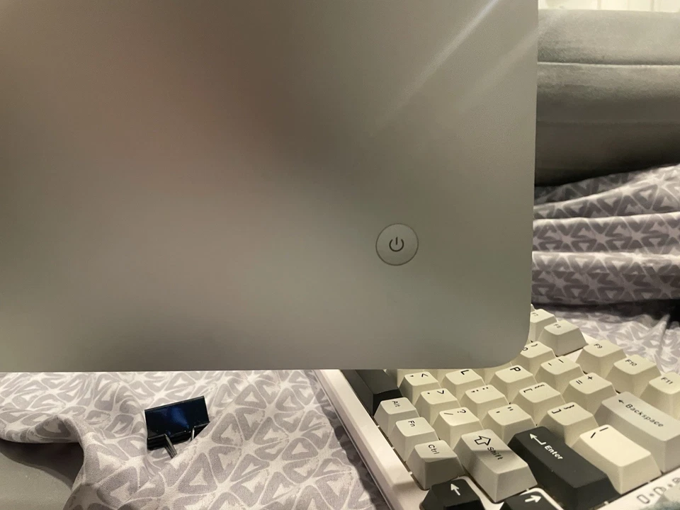 Apple iMac Retina 4K, 21.5-inch, 2019. Processor 3.6 GHz Quad-Core Intel Core i3 - Image 2 of 4