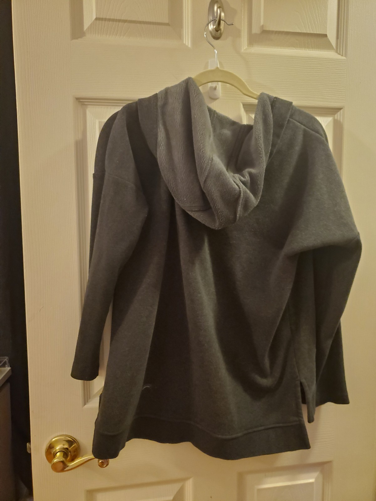 UGG Sweatshirt - image 12