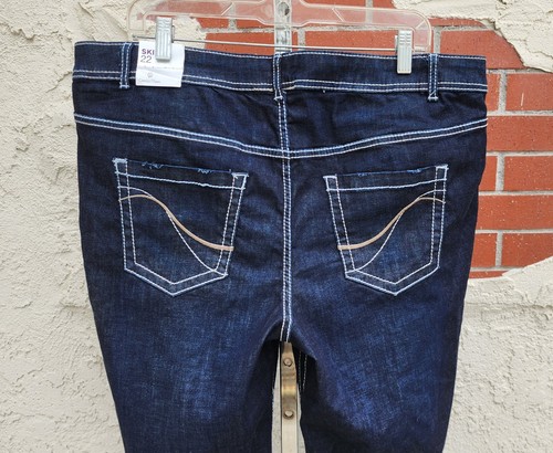 22L Lane Bryant Distressed Jean Long Skinny High Rise Dark Denim 22 Long Tall - Picture 9 of 16