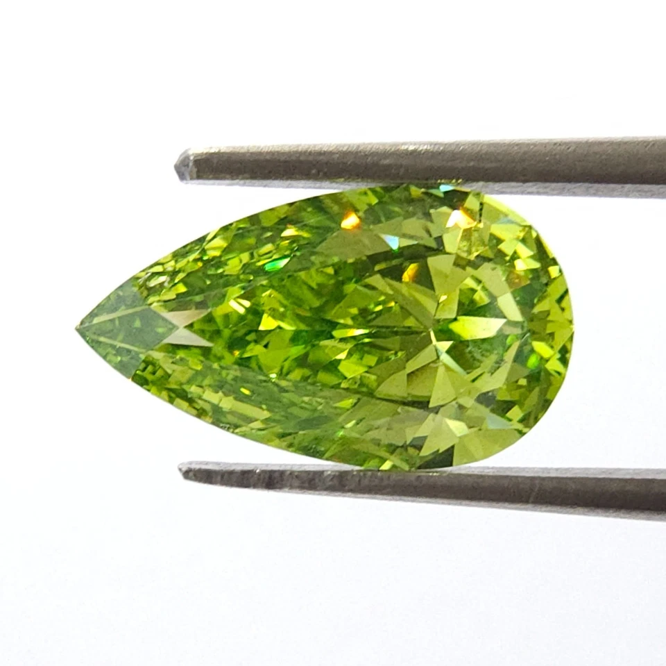 1.01 ct Fancy Vivid Yellowish Green VS2 GIA Certified Natural Loose Diamond Pear - Image 2 of 4