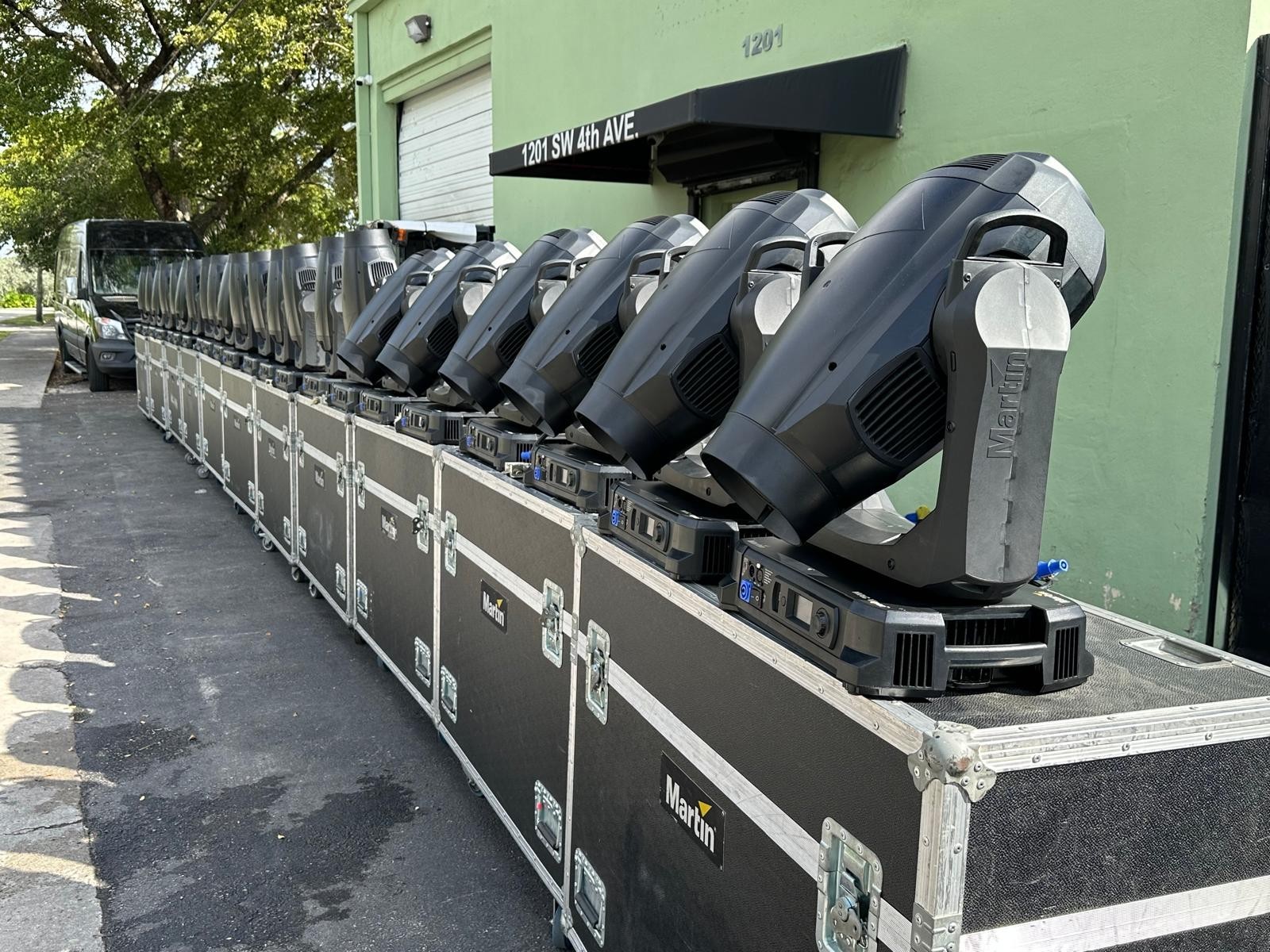 Martin MAC Viper Profile (2 IN A CASE) THS