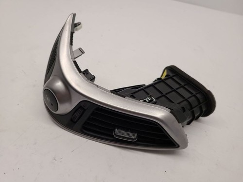 2010-2013 Hyundai Tucson RH Right Center Dash Vent - Picture 3 of 12