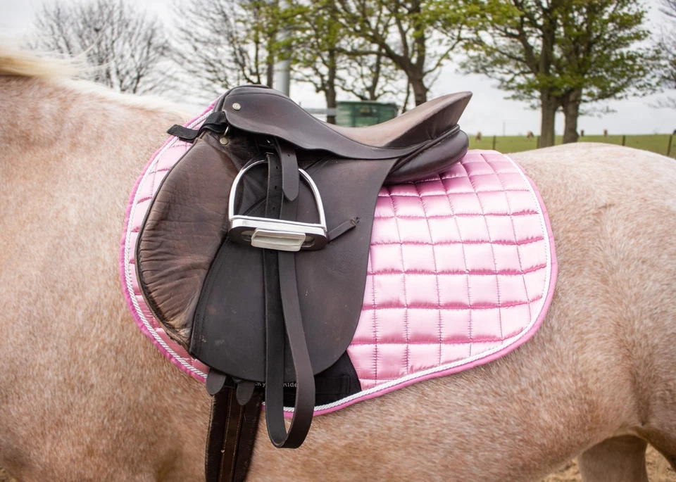 conjunto de almofadas de sela de cavalo de luxo pano de sela - pônei / espiga / véu de orelha completa / véu de mosca - Imagem 3 de 4