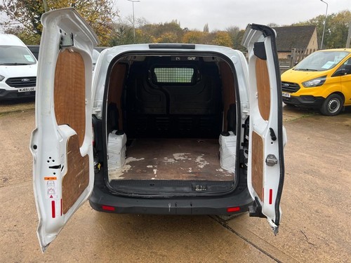 2017 Ford Transit Courier 1.5 TDCi Combi Van 6dr Diesel Manual L1 H1 (104 g/km, - Picture 4 of 20
