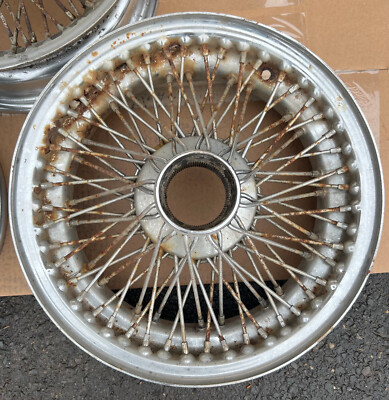 Jaguar XKE E-type Series 2 Original Wire Wheel 72 Spoke 15x5