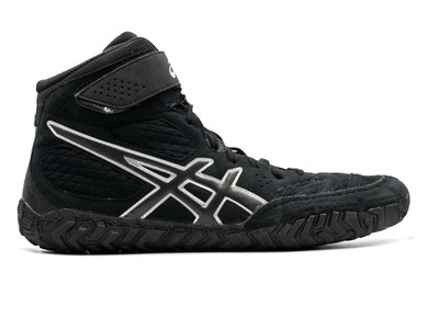 asics aggressor 2