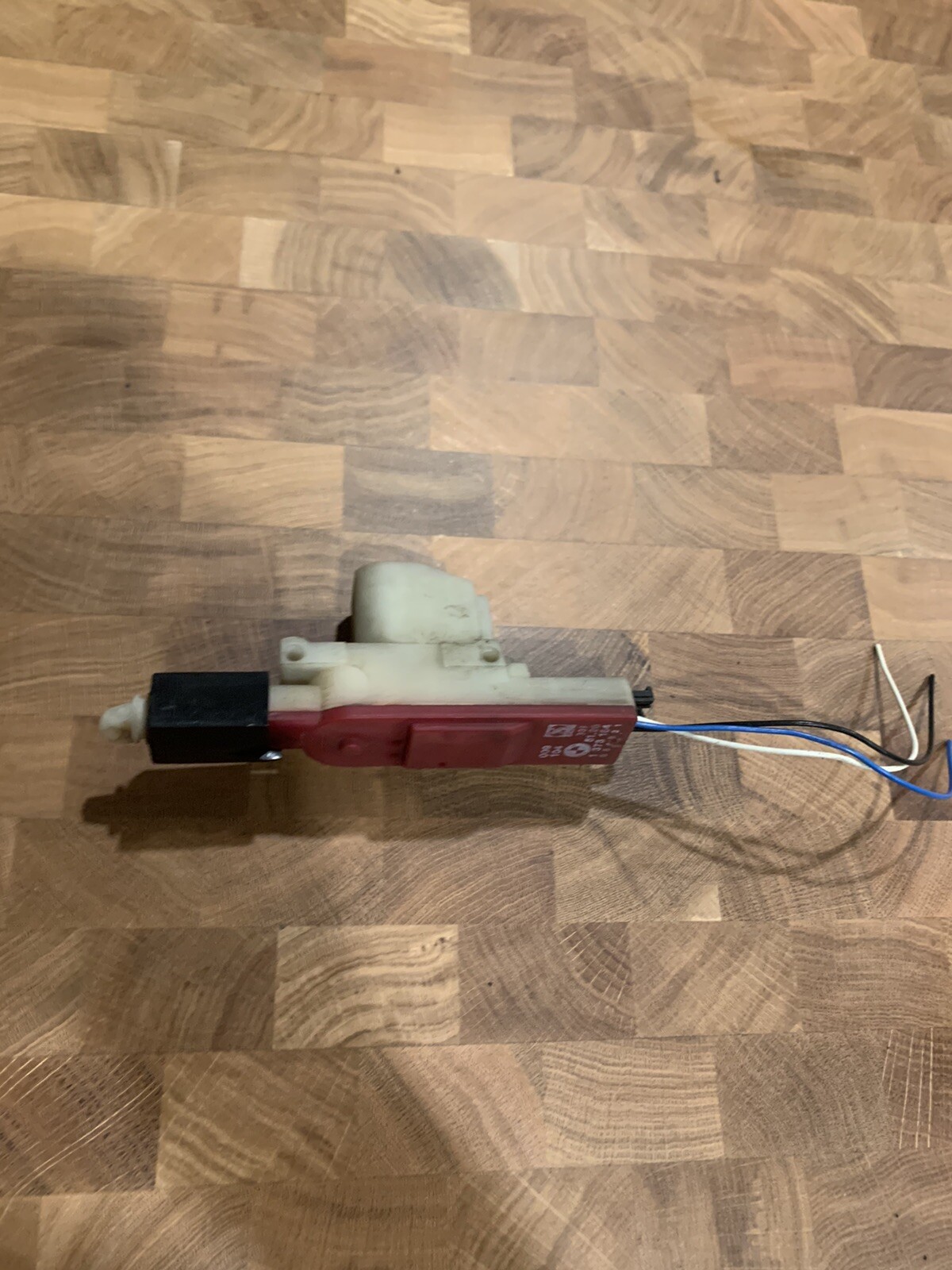 OEM BMW E30 Door Lock Actuator Or Trunk Actuator Motor 8491 318i 325e