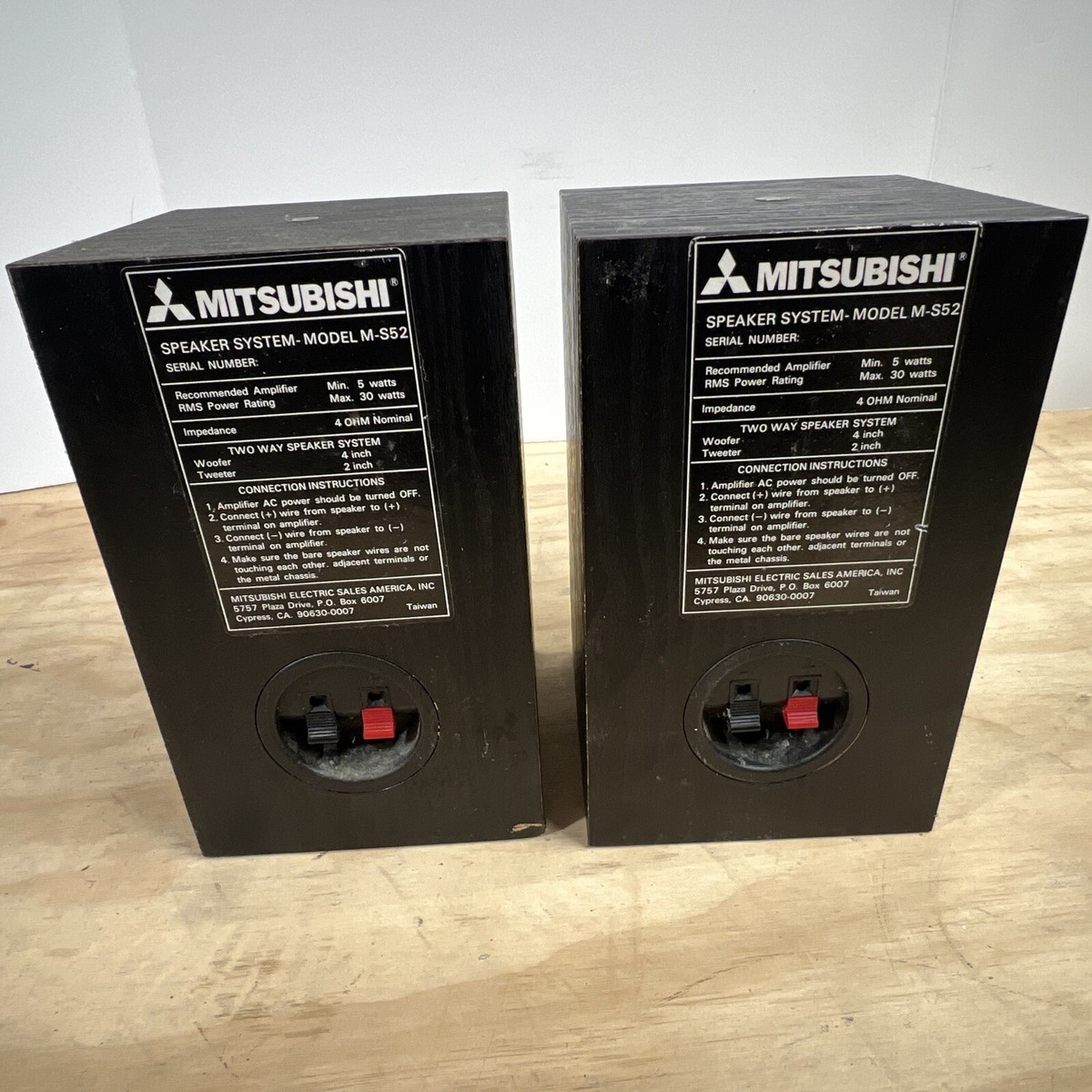 ビルス　メロディスピーカー2台 Mitsubishi Speaker System-Model M-S52 Speakers- Lot Of 2