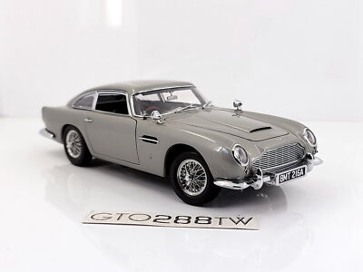 AUTOart James Bond Goldfinger Aston Martin Db5 Connery 007 Movie 1 