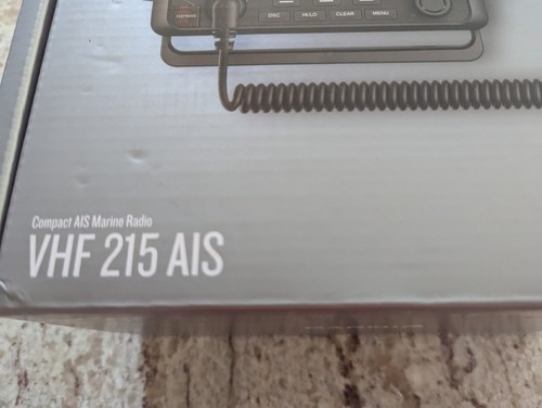GARMIN VHF 215 AIS MARINE VHF RADIO W/ AIS & BUILT-IN GPS - Photo 3/7