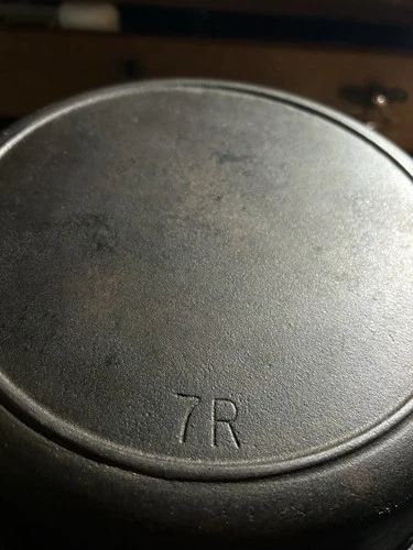 7R Cast Iron Skillet w/heat ring - BSR - Birmingham Stove + Range - vintage