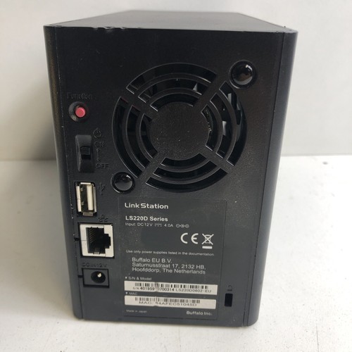 Disque dur NAS 2 baies Buffalo Linkstation LS220D POUR PIÈCES ET RÉPARATIONS s'allume - Photo 2/3