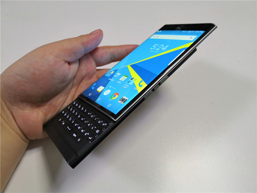 BlackBerry Priv STV100 32GB 18MP Slider Unlocked LTE
