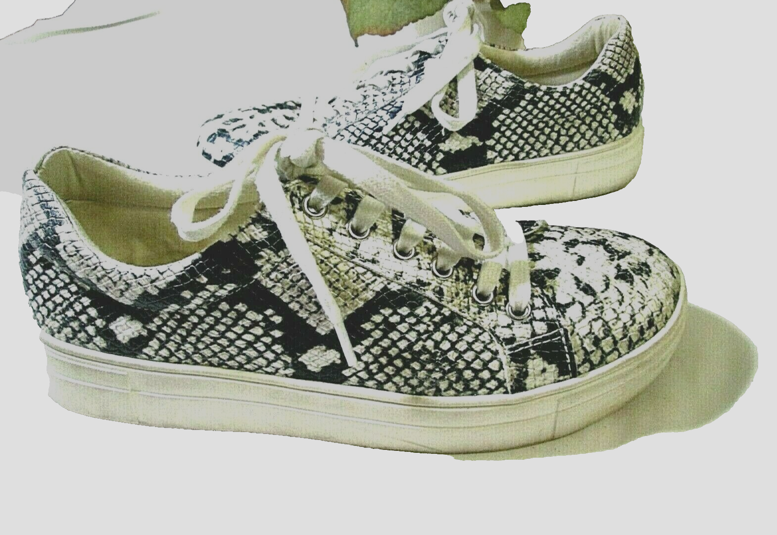 Aldo Black White Python Snakeskin Print Platform Sneakers Size 7.5 B21