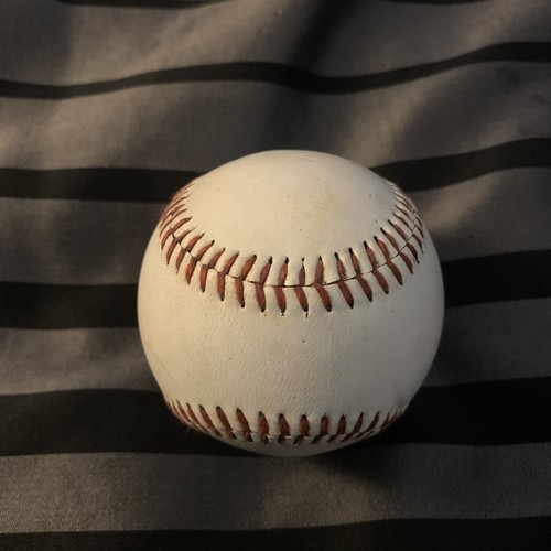 Kellog's Frosted Flakes Tony the Tiger Promotional Souvenir Baseball - Picture 4 of 4