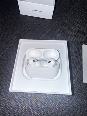 Apple AirPods 2 Pro Neu!!!! In-Ear-Kopfhörer Weiß Bluetooth mit Ladecase