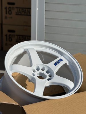 set of 4) Nismo LMGT4 40th Anniversary Limited 18x9 +22 5x114.3