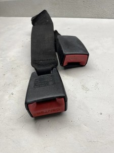 BMW 1 E81 Hintere mittlere Sitzschnalle 7069968 2008 17822663