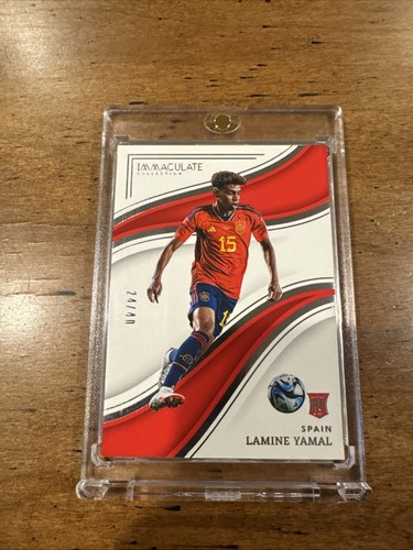 Lamine Yamal [Silver] #50 2023 Panini Immaculate card