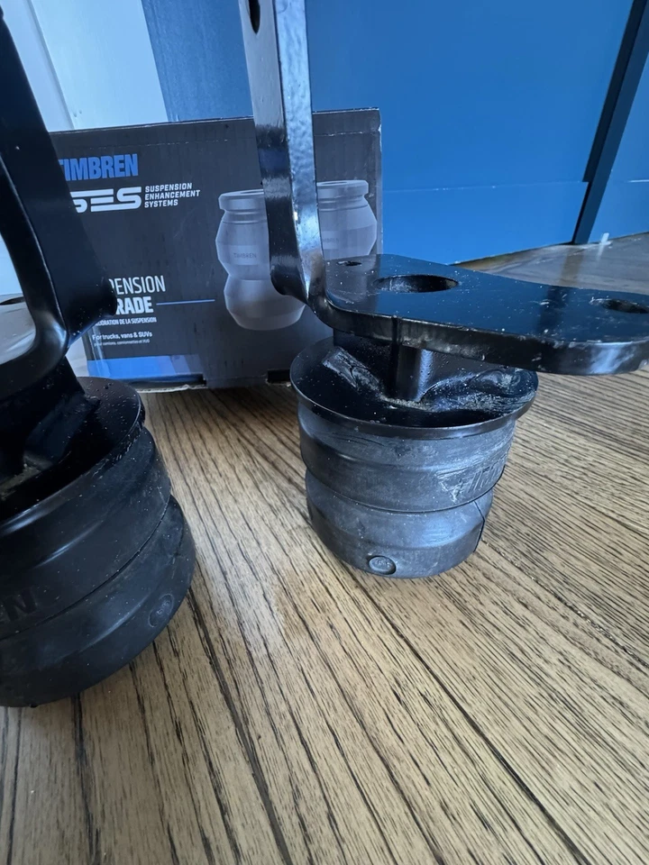 Sistema de mejora de suspensión Toyota Tundra Timbren SES 2022-presente - Kit trasero Foto 2 de 4