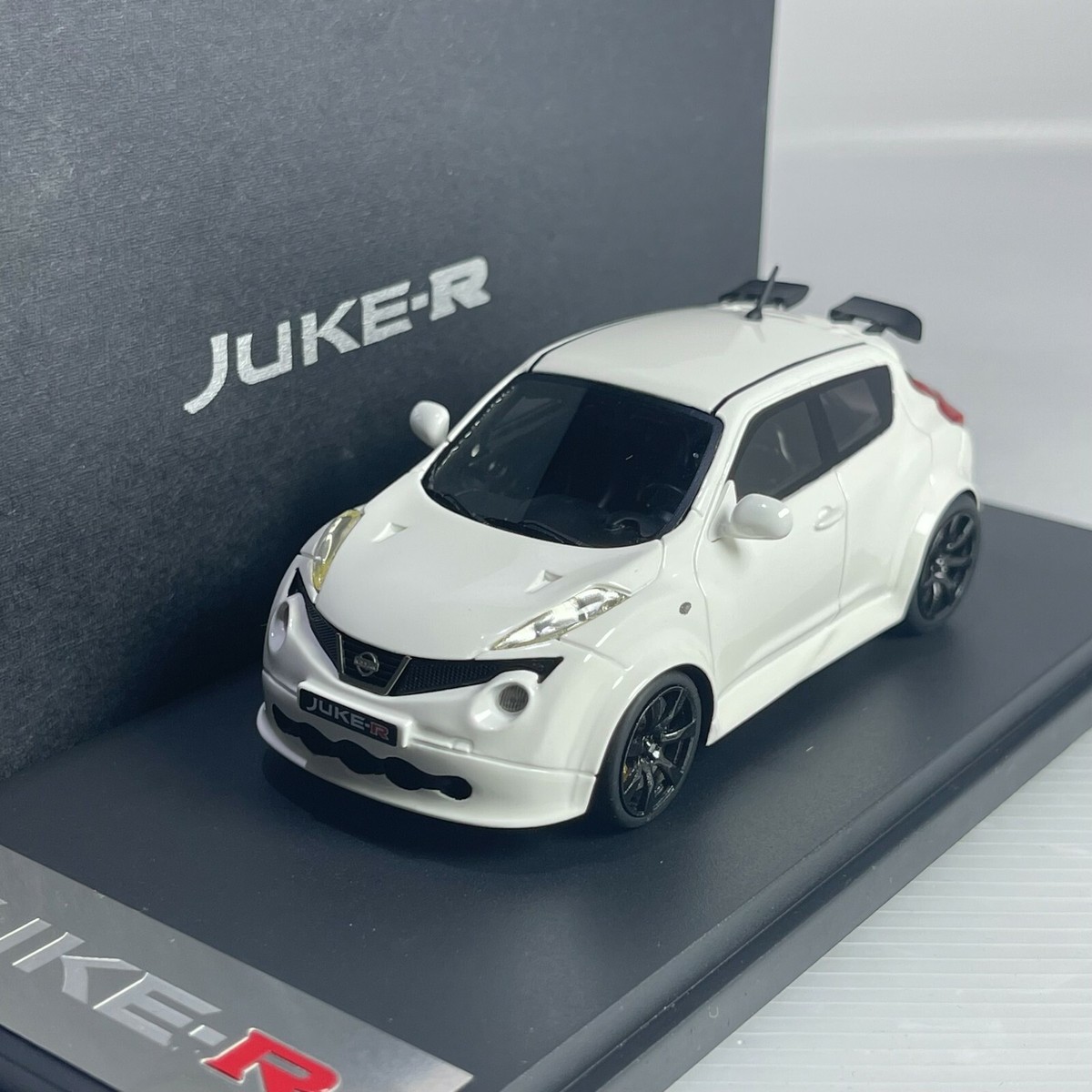 人気満点 Nissan Mark 1/43 JUKE-R eBay | Limited NISMO White 2013 乗用車