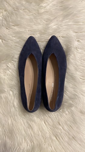 Ecco Blue Suede Flats Sleek Minimalist Design size US 6 BNWOT see photos - Picture 4 of 12