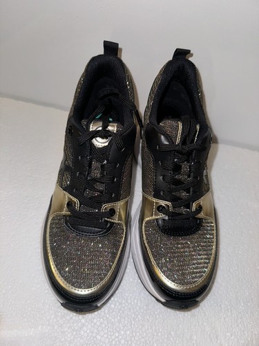 NEW MICHAEL KORS WOMEN SHOES TRAINERS 71/2 MICKEY WEDGE BLACK,GOLD ❤️❤️❤️ - 第 1/6 張圖片