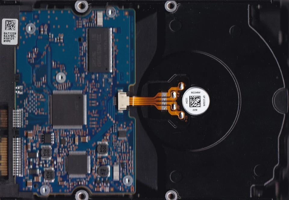 Dell /Hitachi HUA722020ALA330 MLC: JPK3HA  p/n: 0F11265 JUN-2011 3.5" 2TB SATA - Image 4 of 4