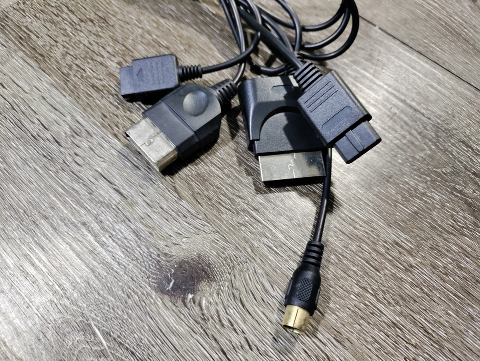 Universal RF Adapter GameStop Xbox PlayStation N64 GameCube BB9931 - Image 2 of 4