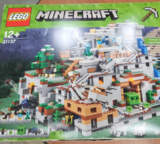 LEGO Minecraft 21141 - La grotta dello zombie, gioco di costruzione