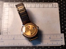 Helbros Invincible Antique Running 21 Jewel Wristwatch