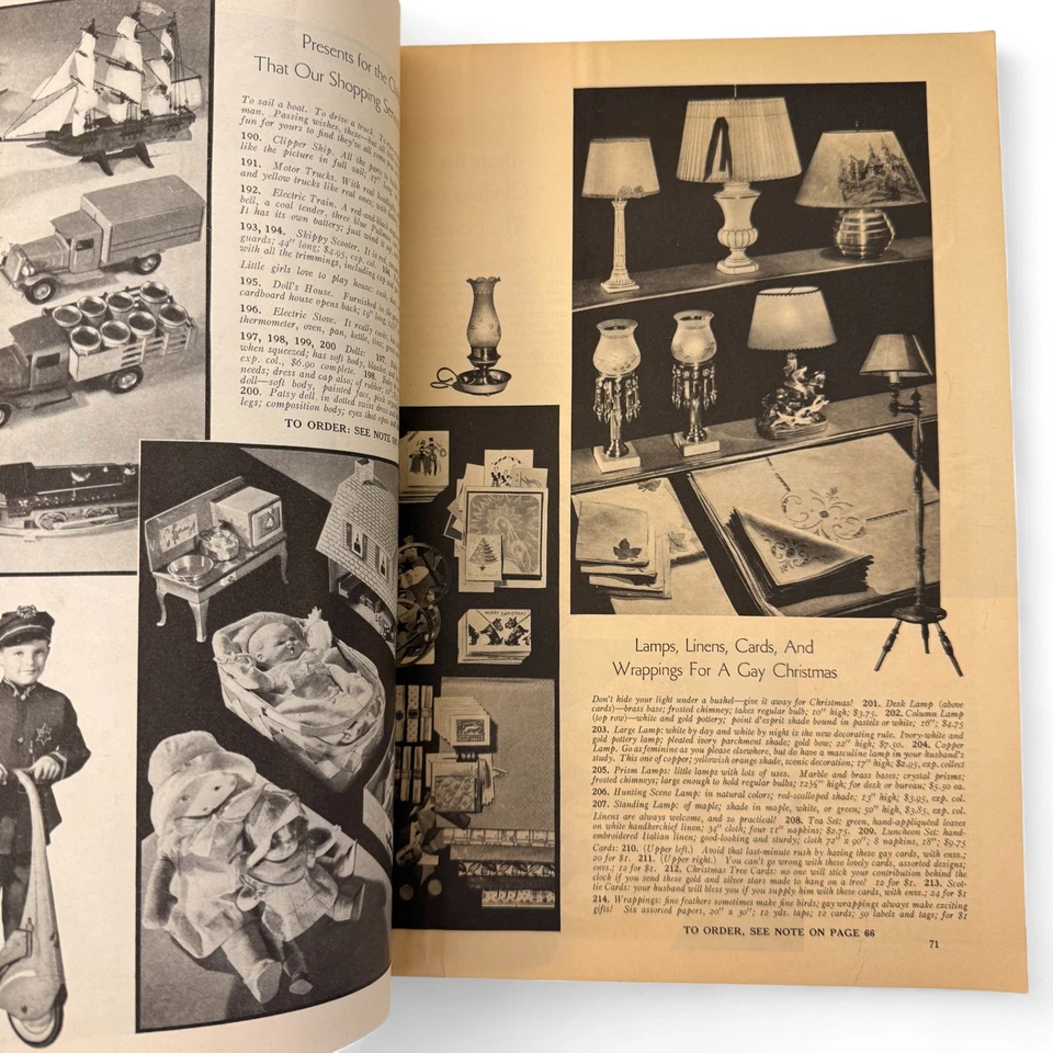 Good Housekeeping Magazine Dec 1933 Christmas Issue – Santa Cover Foto 2 de 4