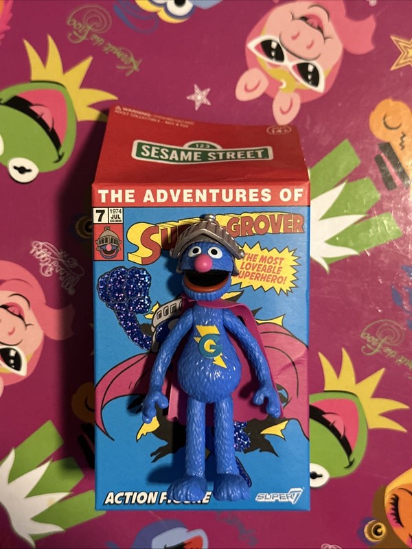 SUPER GROVER “Worn Cape” Action Figure, Super 7 2025 SDCC Sesame Street ReAction