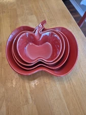 Chantal 2005 Pumpkin/Apple  2 Cup,3 Cup, 1 Quart & 2 Quart 4 Nesting Bakers EUC 