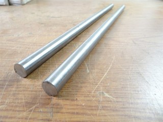 2 PIECES OF 465 STAINLESS STEEL ROUND STOCK 3/4" X 20" (#1112)
