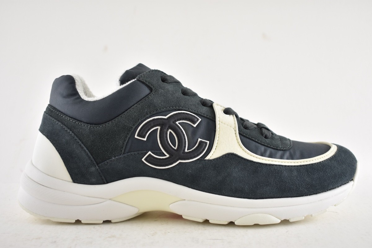 Chanel 20C Mens Blue White CC Logo Low Top Lace Up Runner Trainer