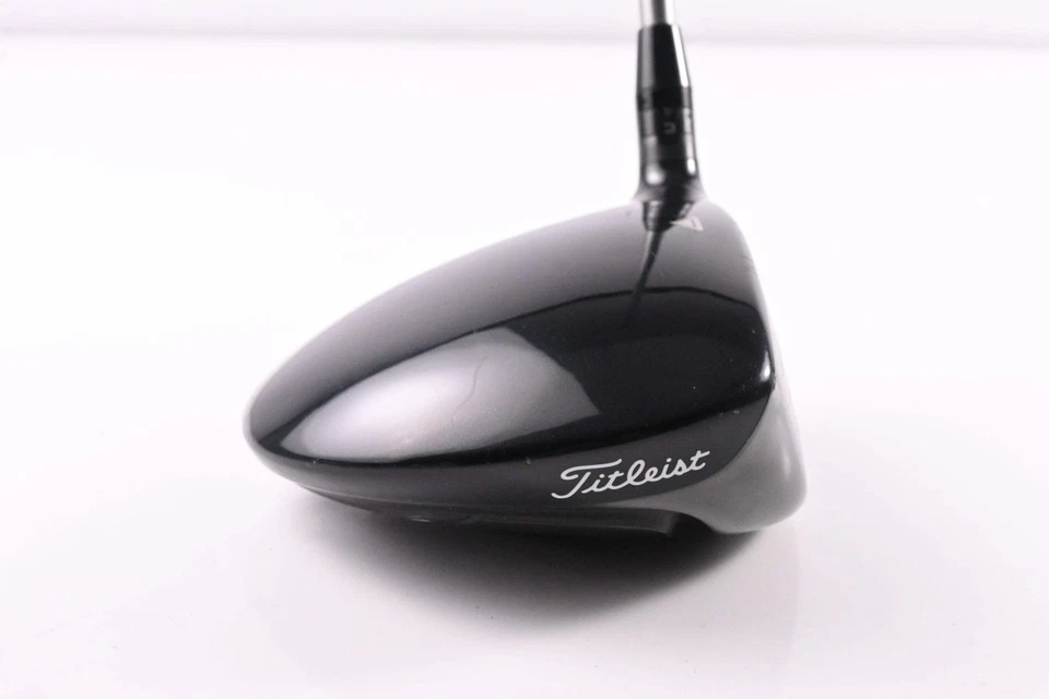 Titleist 915 D2 Driver / 10.5 Degree / Stiff Flex Diamana S+ Blue 60 Shaft - Image 3 of 4