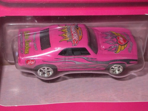 Hot Wheels 2009 Shirley Wood Ladies Luncheon 69 Camaro in pink in package 1/60 - Picture 3 of 11