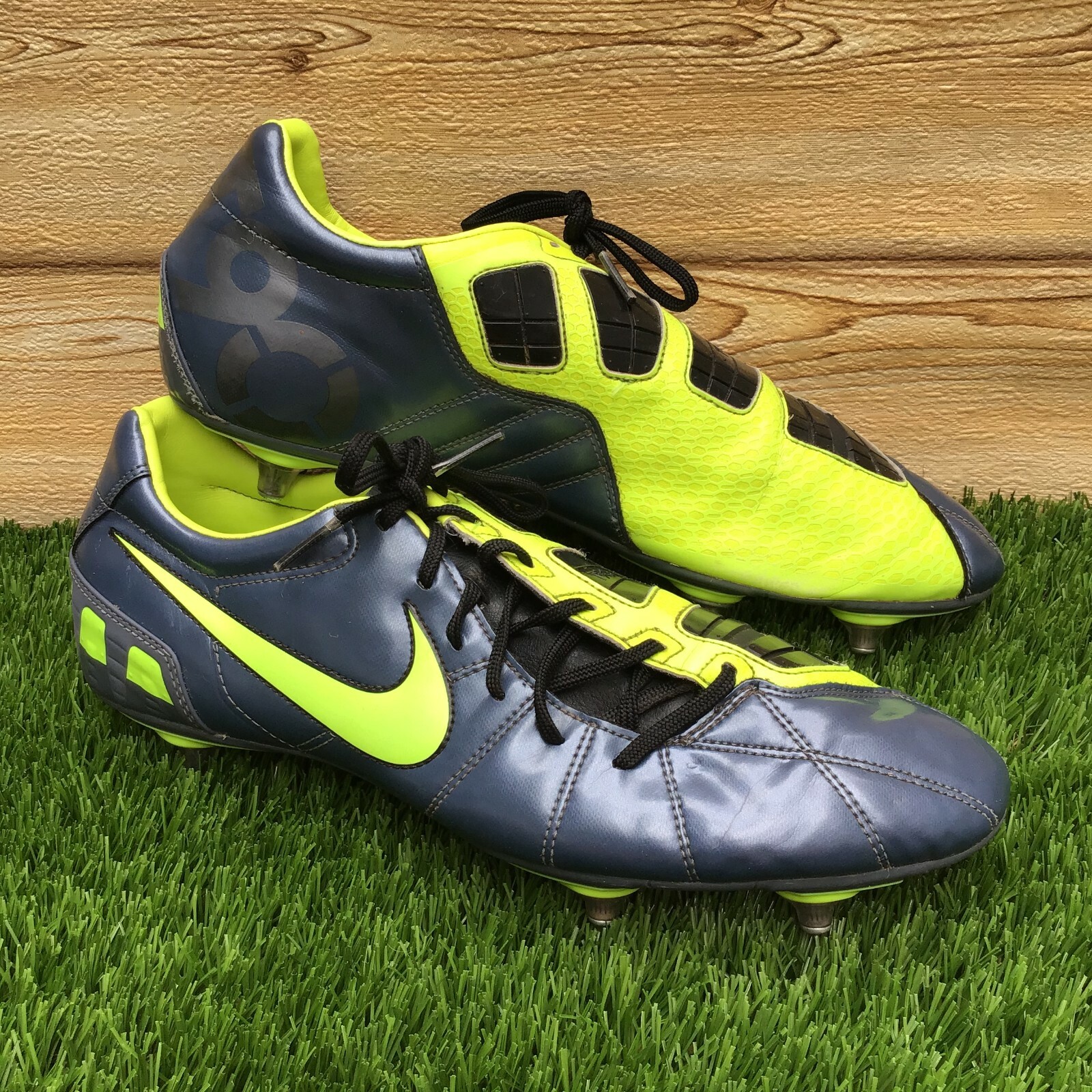 total ninety football boots