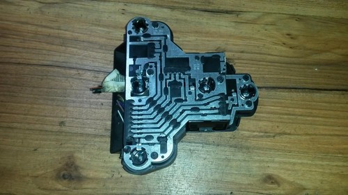 1h6945520 Lampenträger Rücklicht Rückleuchte innen Heckklappe  DE132818-28