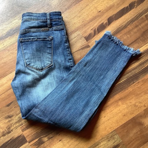 Kancan Größe Jr. 9 ausgefranste Ankle-Jeans im Used-Look - Bild 5 von 5