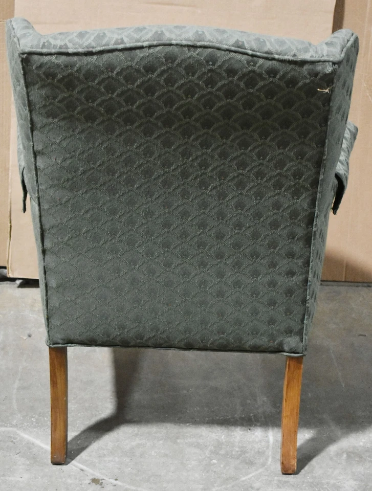 Par de sillones estilo reina Ana caoba sillas de ala tela estampada verde Foto 4 de 4