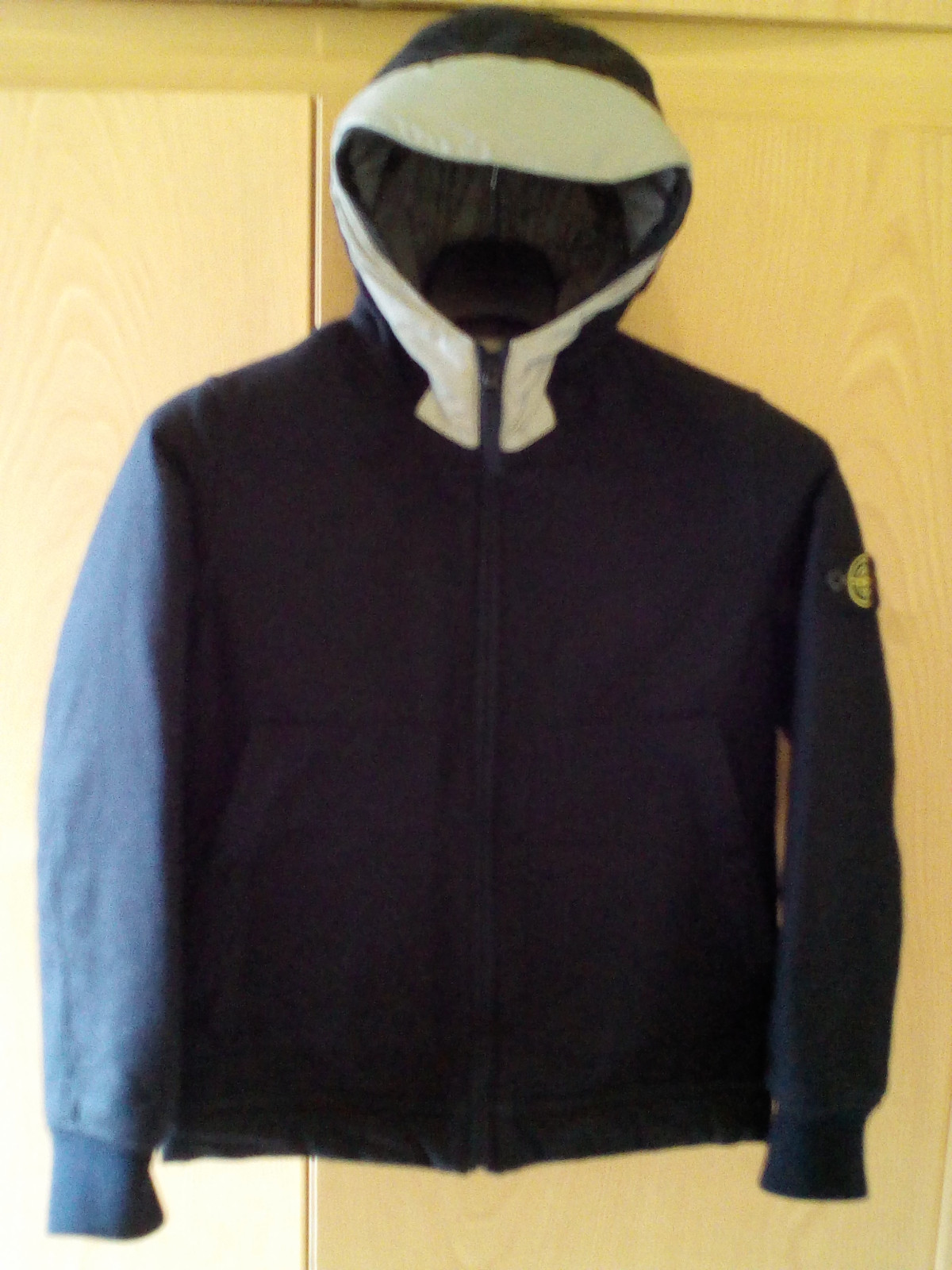 STONE ISLAND WITH PRIMALOFT INSULATION TECHNOLOGY HOOD REFLECTIVE WOOL JACKET image 2