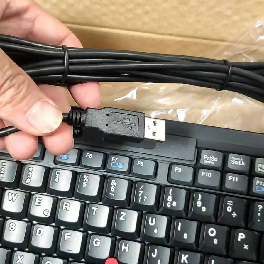 Lenovo UltraNav USB Keyboard SK-8845cr Keyboard Universal For Pc & Laptop - Image 4 of 4